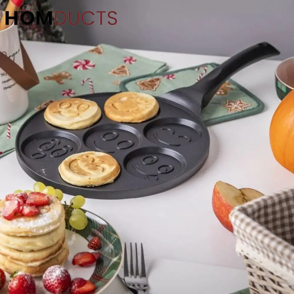 Multipurpose Non-Stick Smile Pancake Pan – 7 Slot Breakfast Maker for Eggs, Pancakes & More